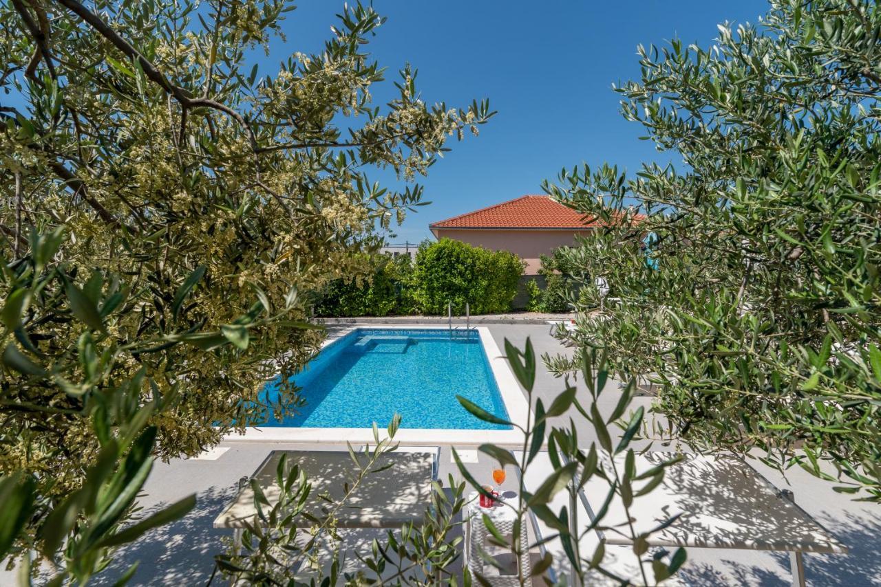 Apartmani Ville Vengo Τρογκίρ Εξωτερικό φωτογραφία