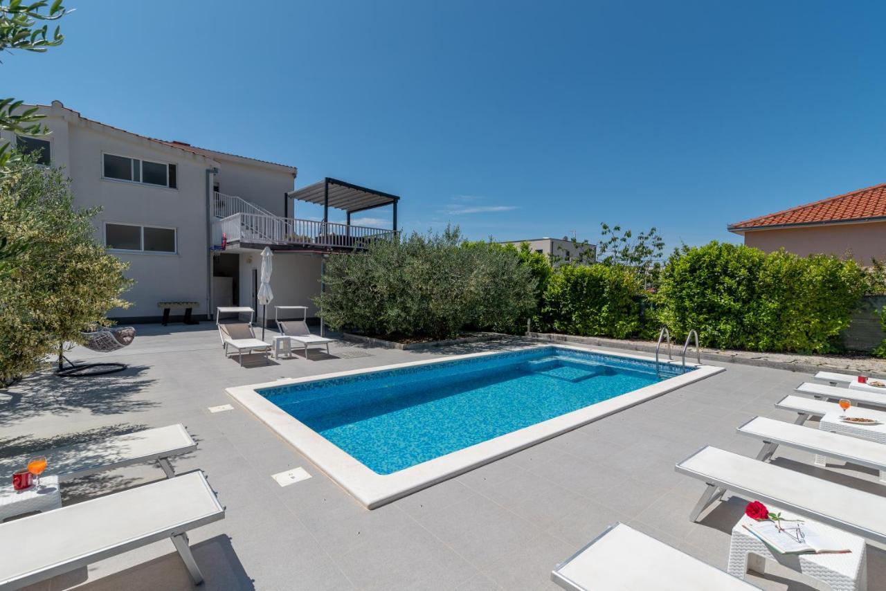 Apartmani Ville Vengo Τρογκίρ Εξωτερικό φωτογραφία