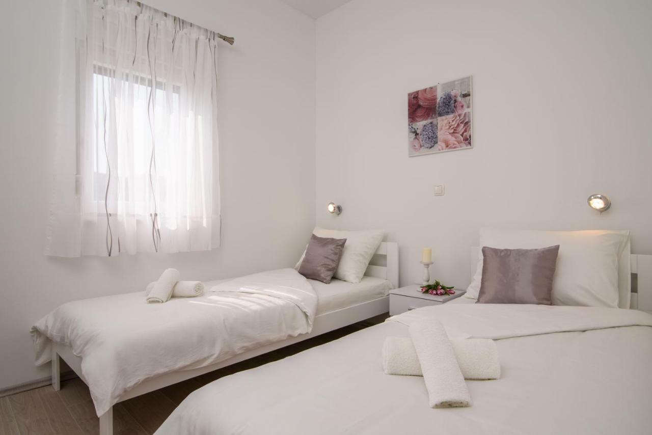 Apartmani Ville Vengo Τρογκίρ Εξωτερικό φωτογραφία